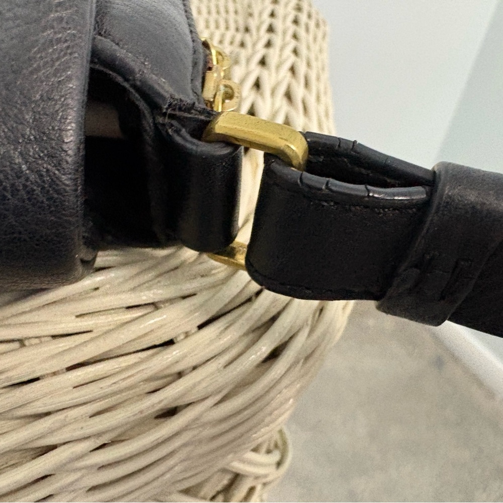 Fossil Preston Black Pebbled Leather Crossbody Bag - Picture 9 of 11